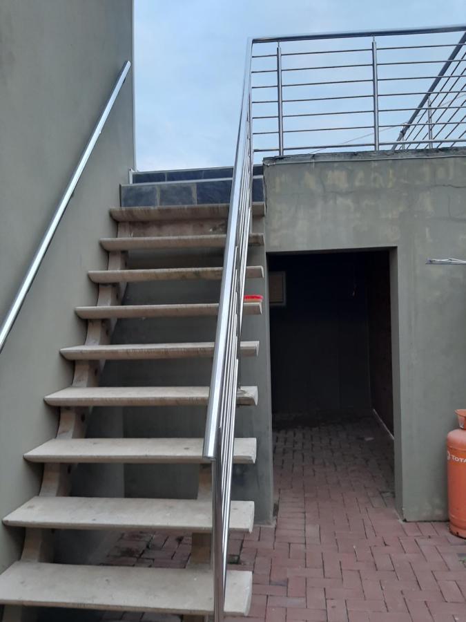 Virginia Townhouse Hotel East London Ngoại thất bức ảnh